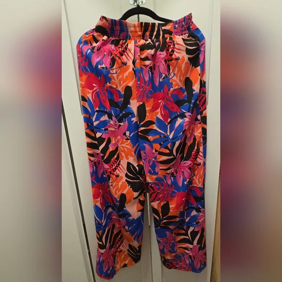 Colorful Floral Women's Trousers - Picture 3 of 3